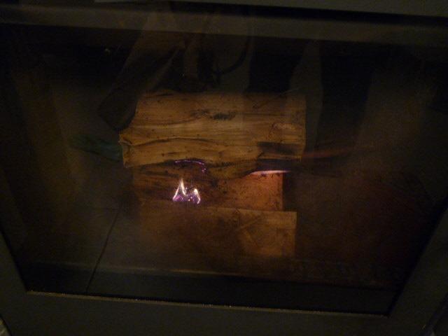 Bluffant sur poêle à bois